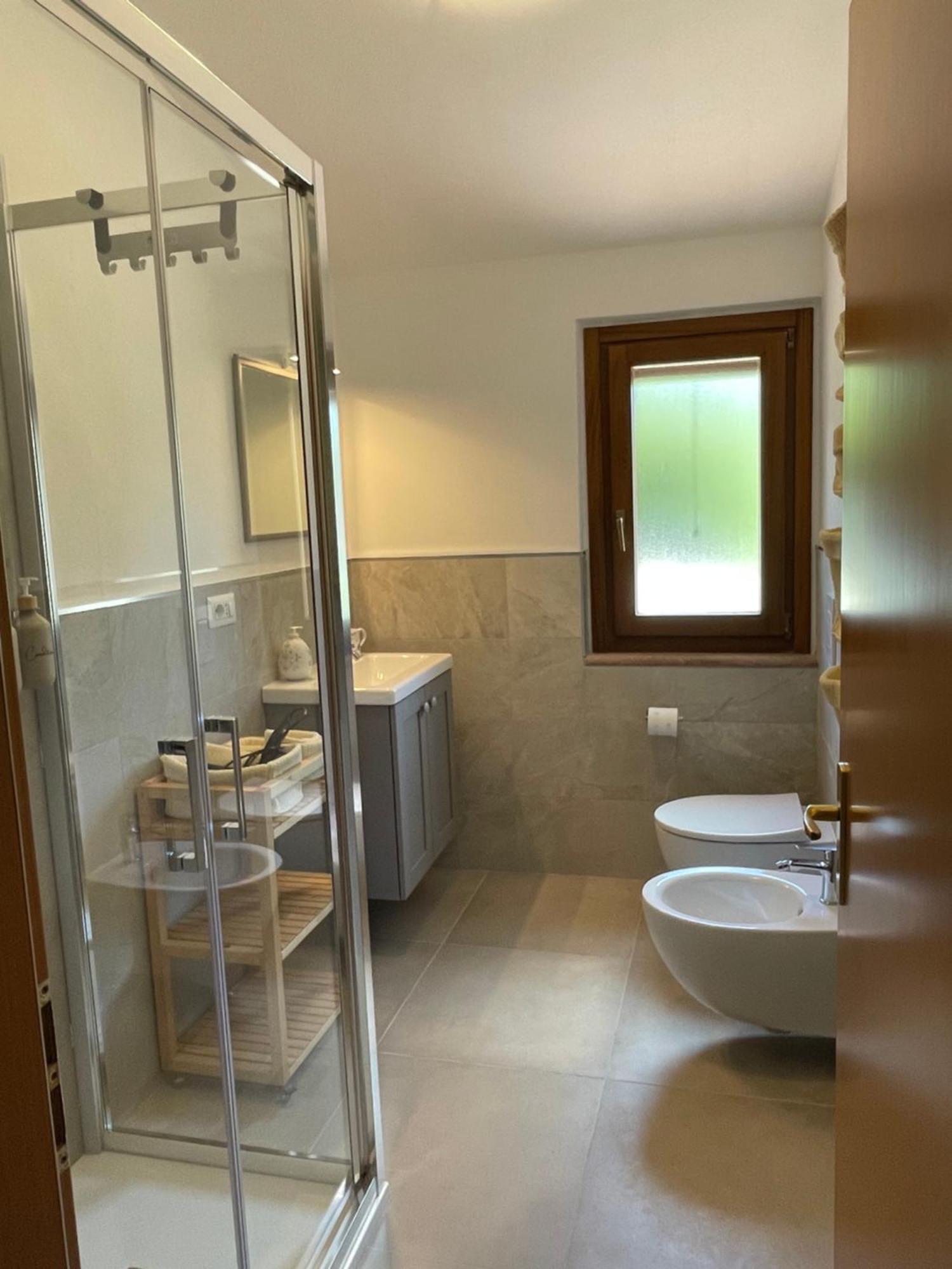 Casa Nel Vigneto Con Vista Mare Lägenhet Magomadas Exteriör bild